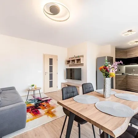 Stella Free Parking & Ev Appartement